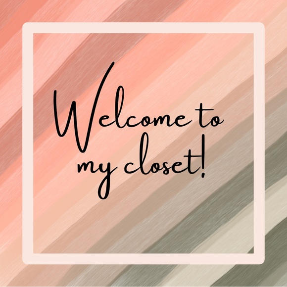 Glass Heart-Shaped Jewelry/Trinket Box with Lid & Floral Design - Picture 8 of 10